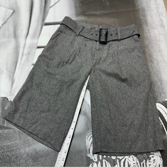 Marc Jacob’s Women’s Sz 4 Wool pleated Bermuda Shorts With Belt A37 - Picture 2 of 7
